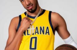 开云APP-关于爵士客场横扫奇才，保持领先的信息