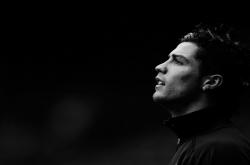 开云官网-欧冠淘汰赛之夜，富安健洋全程高能输出，亚洲铁卫的封神之战