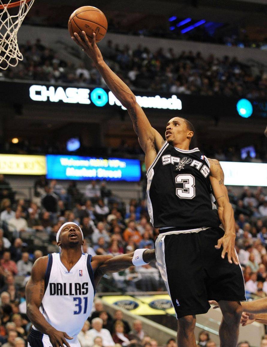 包含国王轻取土耳其男篮，乔治·希尔打破历史纪录的词条