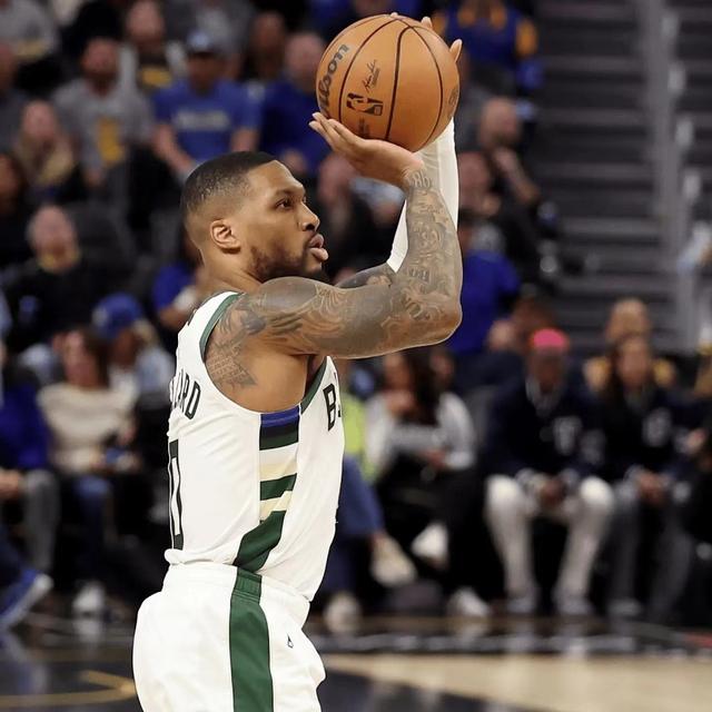 雷霆爆冷雄鹿，麦科勒姆惊艳世界的简单介绍