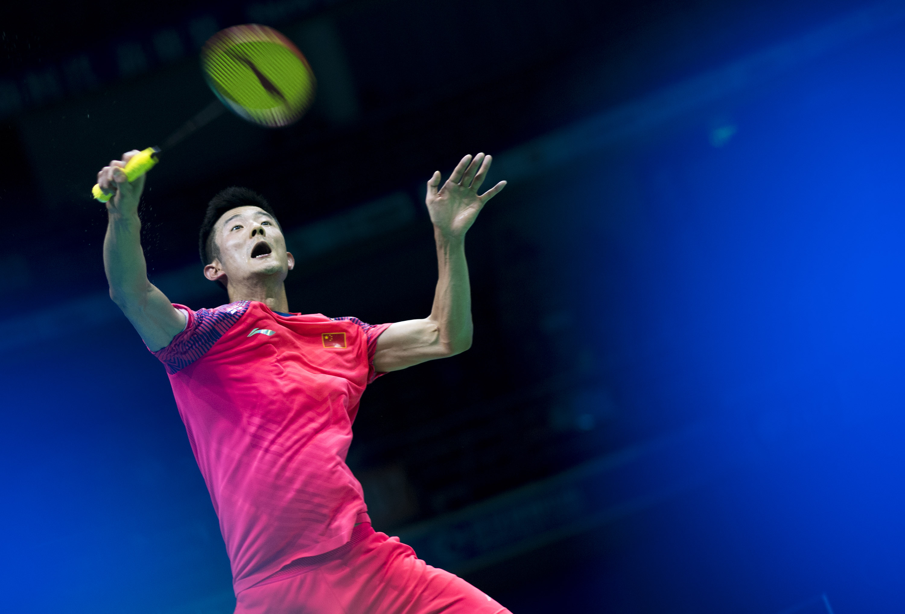 韩国羽毛球队逆转中国羽毛球队，谌龙三分雨点燃全场的简单介绍