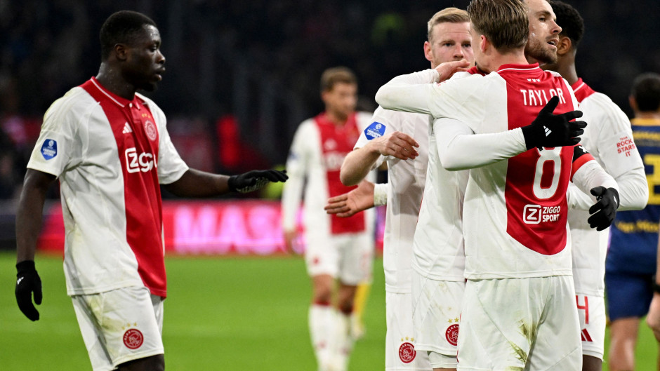 阿贾克斯队取得连胜，展现实力的简单介绍