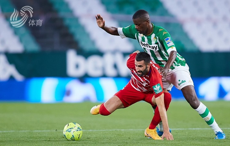 包含格拉纳达黑马：年轻球员打入关键的词条