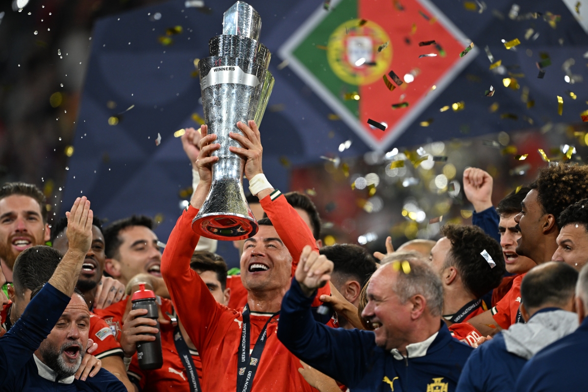 荷兰国家队一举拿下胜利，晋级形势一片大好的简单介绍