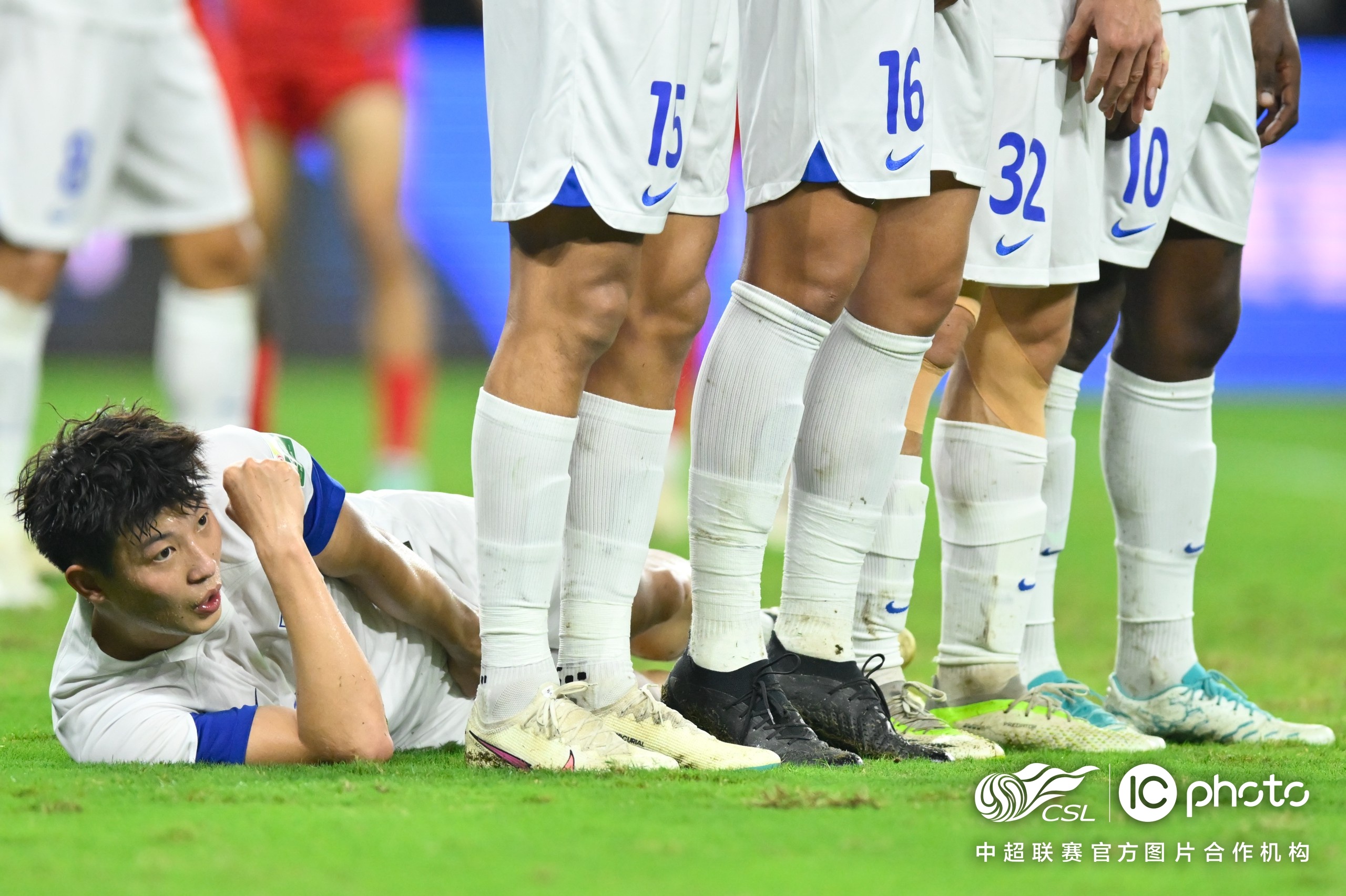 关于出色的守门员扑救,挽救球队千钧一发的成绩的信息 关于出色的守门员扑救,挽救球队千钧一发的成绩的信息