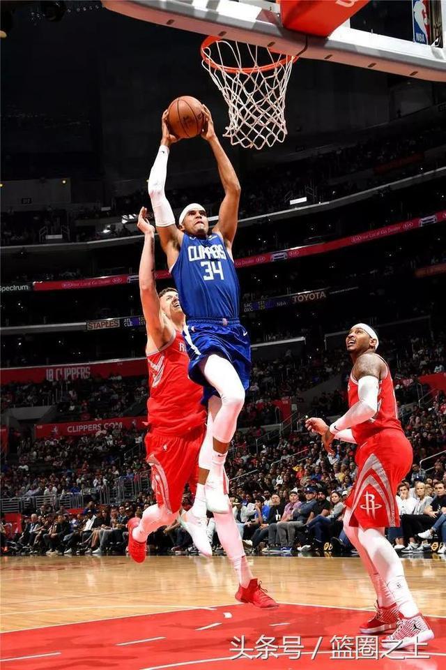 广州队绝杀深圳队，保罗点燃赛场