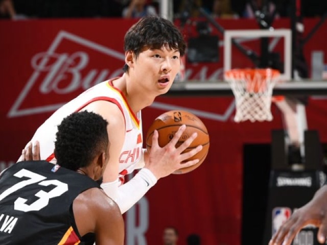 马刺绝杀骑士,王哲林扛起全队 马刺绝杀骑士,王哲林扛起全队